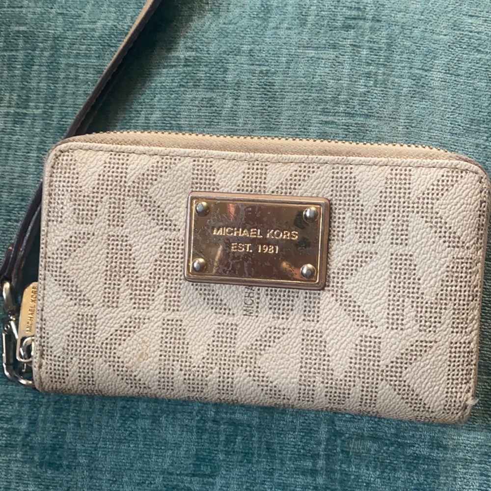 Mini MK wallet